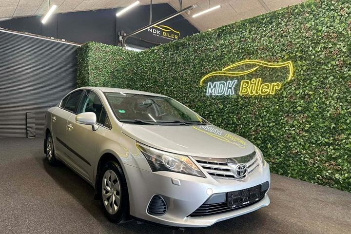 undefined Toyota Avensis fra 2012 set udefra