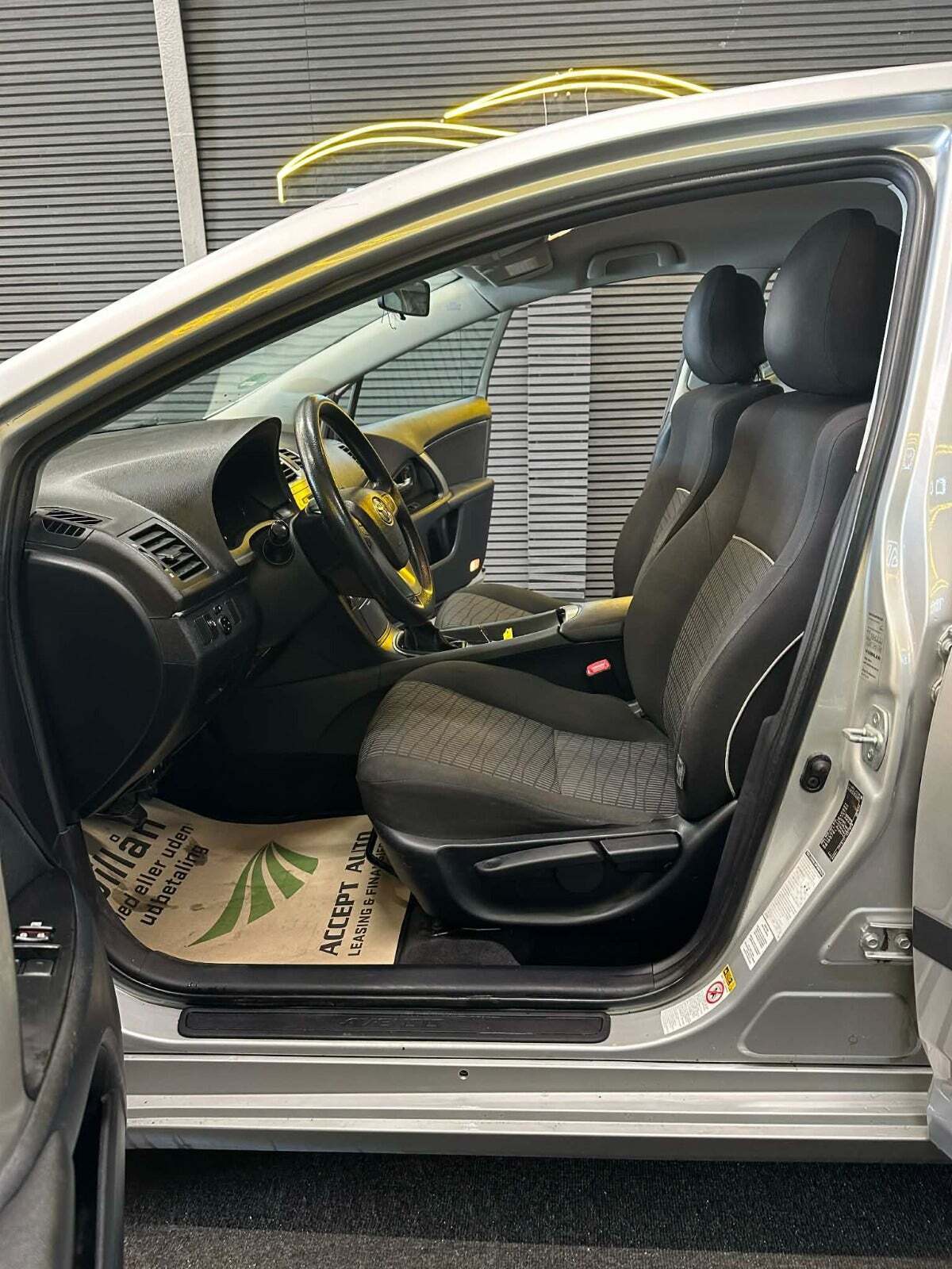 Toyota Avensis 1,8 VVT-i T2