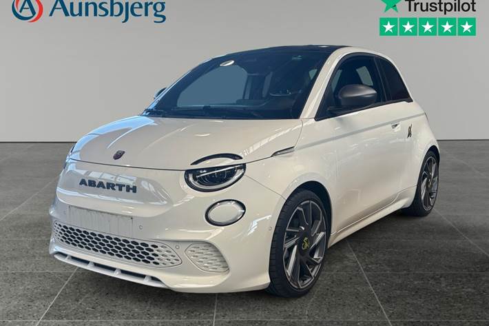 Hvid Abarth 500e fra 2024