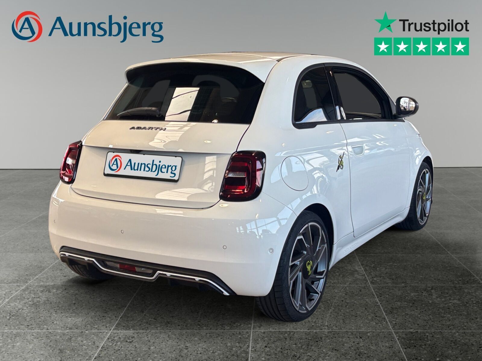 Abarth 500e Scorpionissima