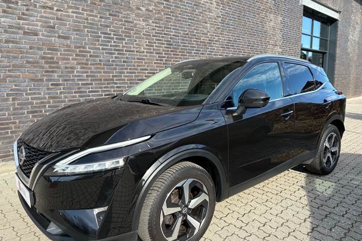 Sort Nissan Qashqai fra 2021