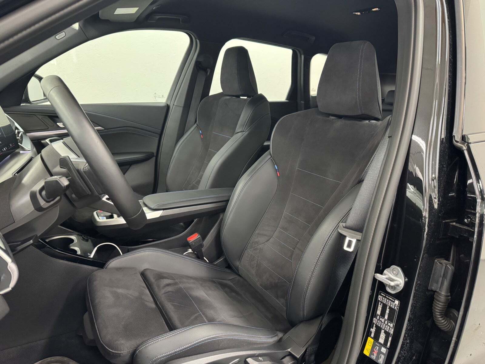 Sort BMW iX1 fra 2025