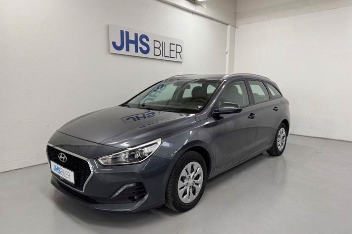 Grå Hyundai i30 fra 2020