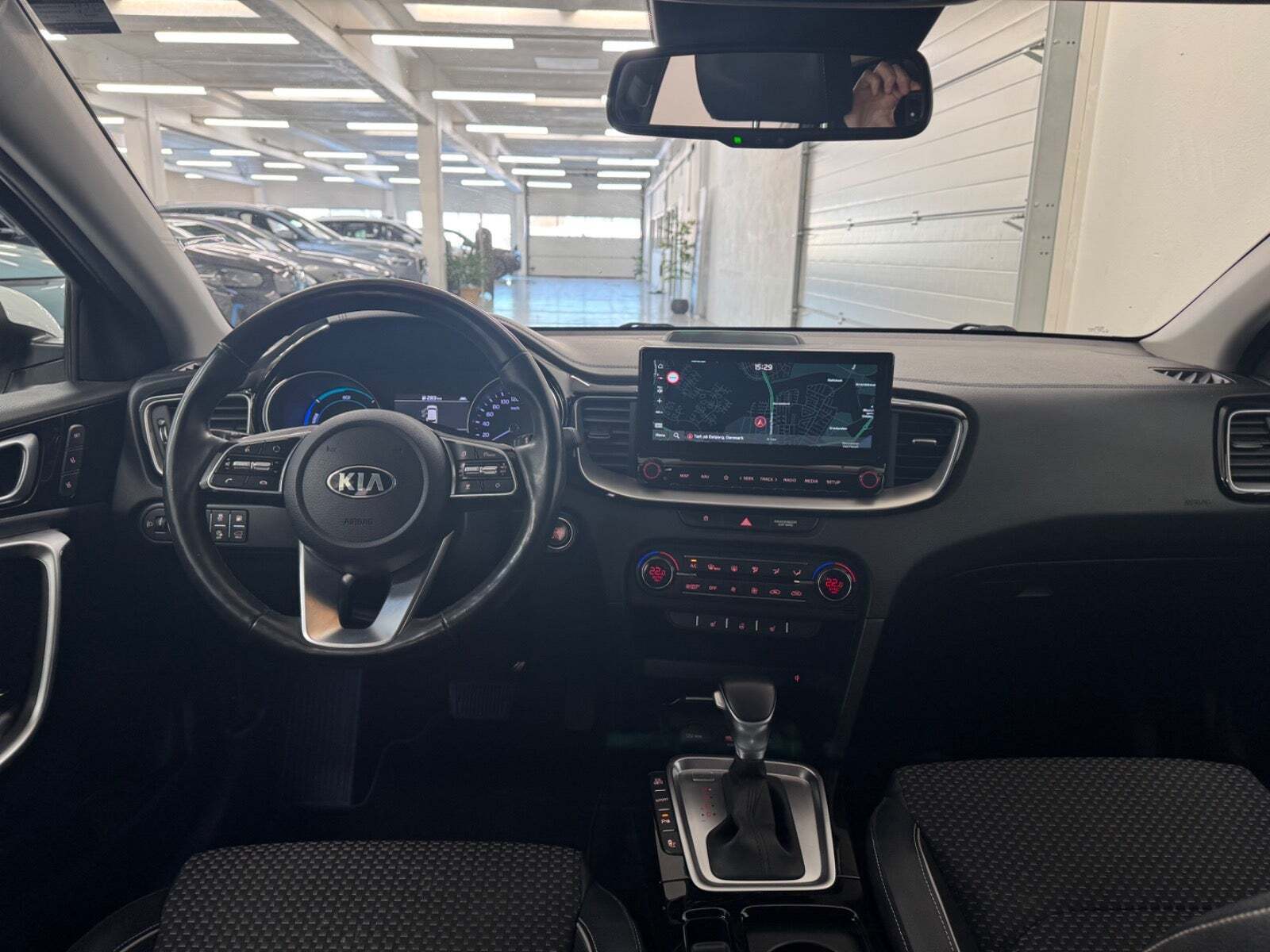 Hvid Kia Ceed fra 2020