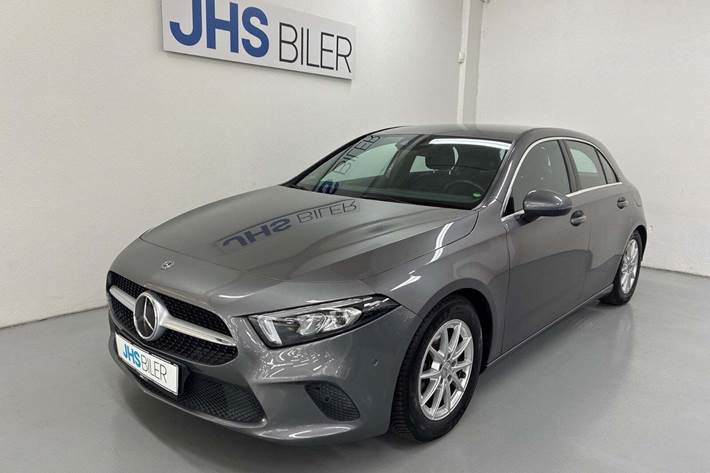 Grå Mercedes A200 fra 2018
