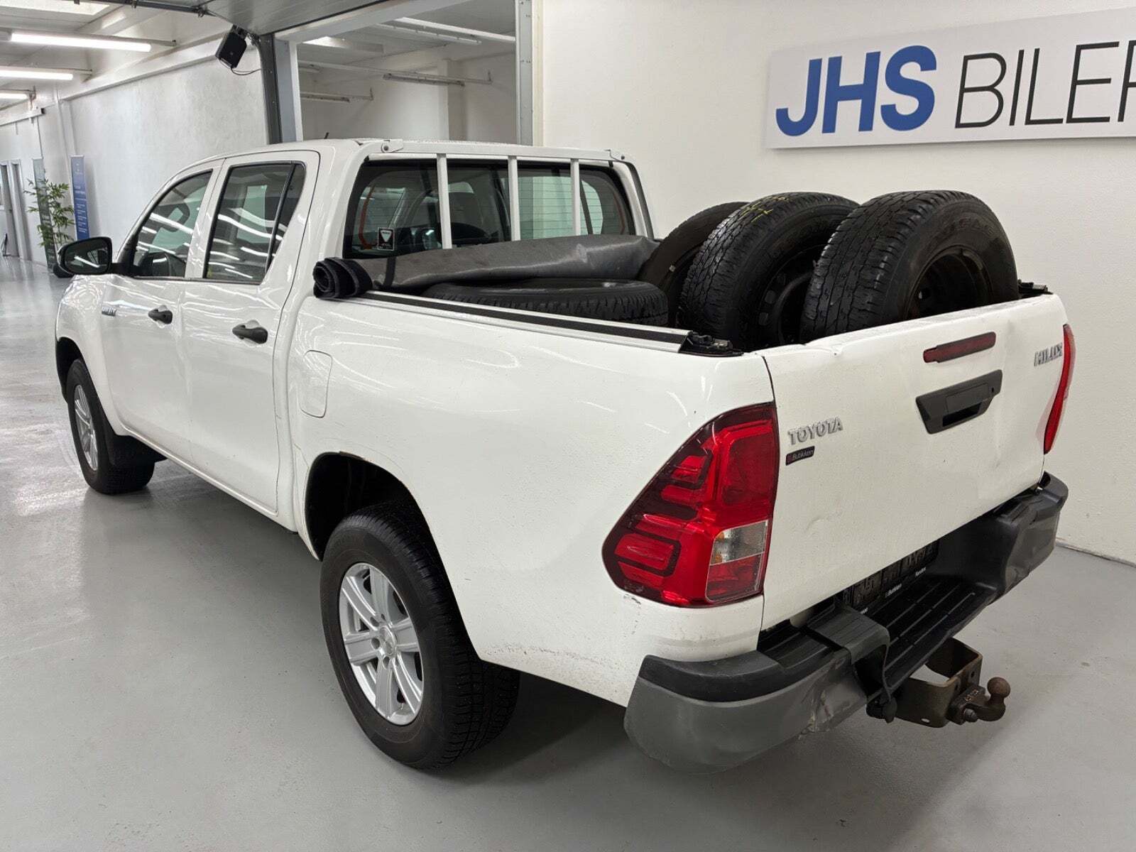 Toyota HiLux 2,4 D-4D 150 T2 Db.Kab 4x4