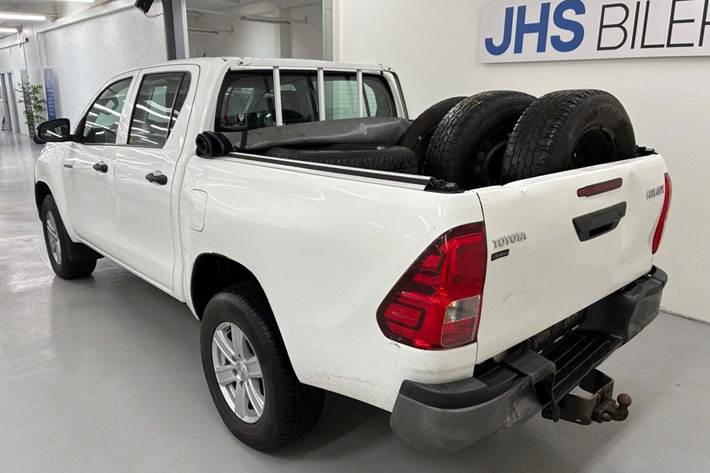 Hvid Toyota HiLux fra 2016