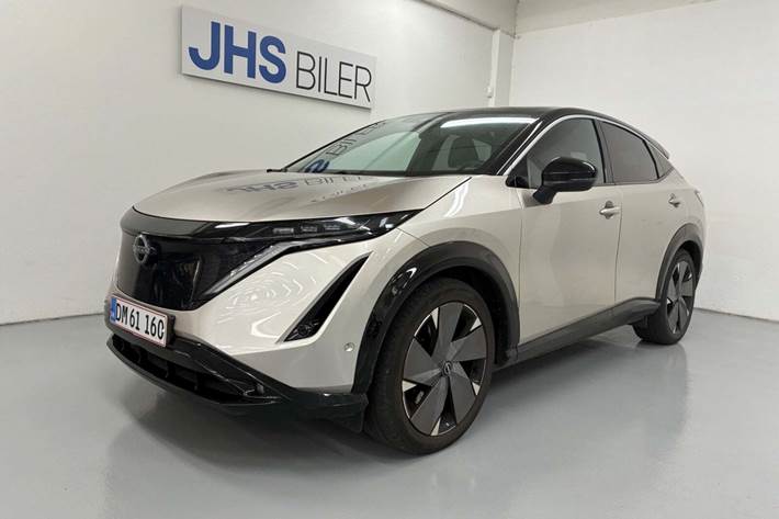 Orange Nissan Ariya fra 2022