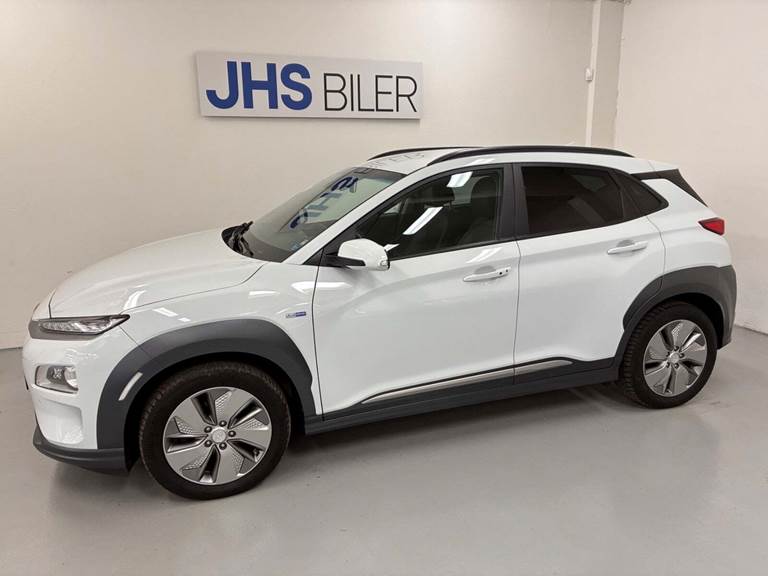 Hyundai Kona 64 EV Trend Deluxe