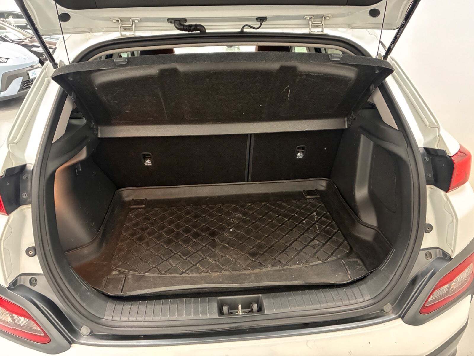 Hvid Hyundai Kona fra 2020