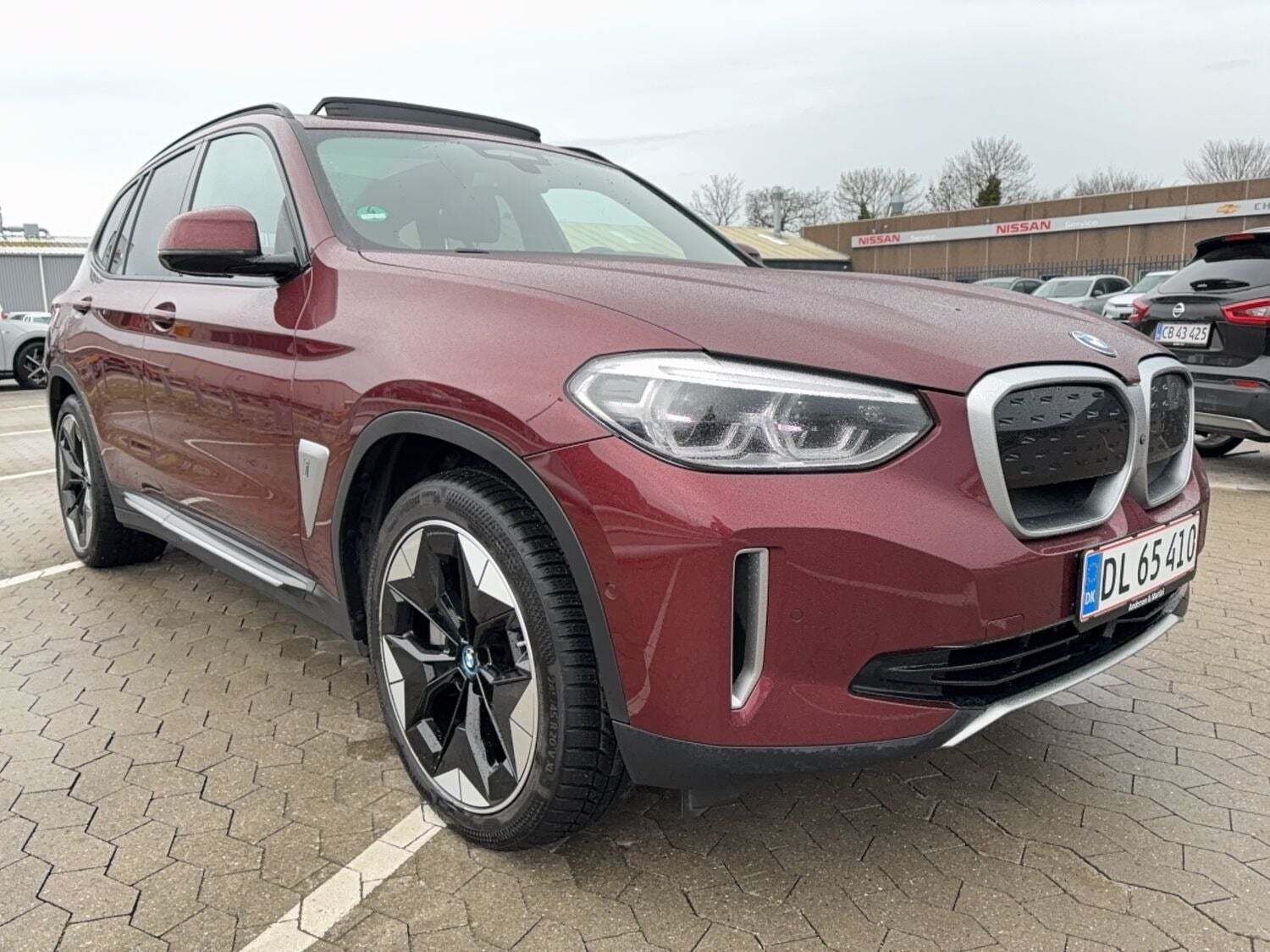 BMW iX3 Charged Plus