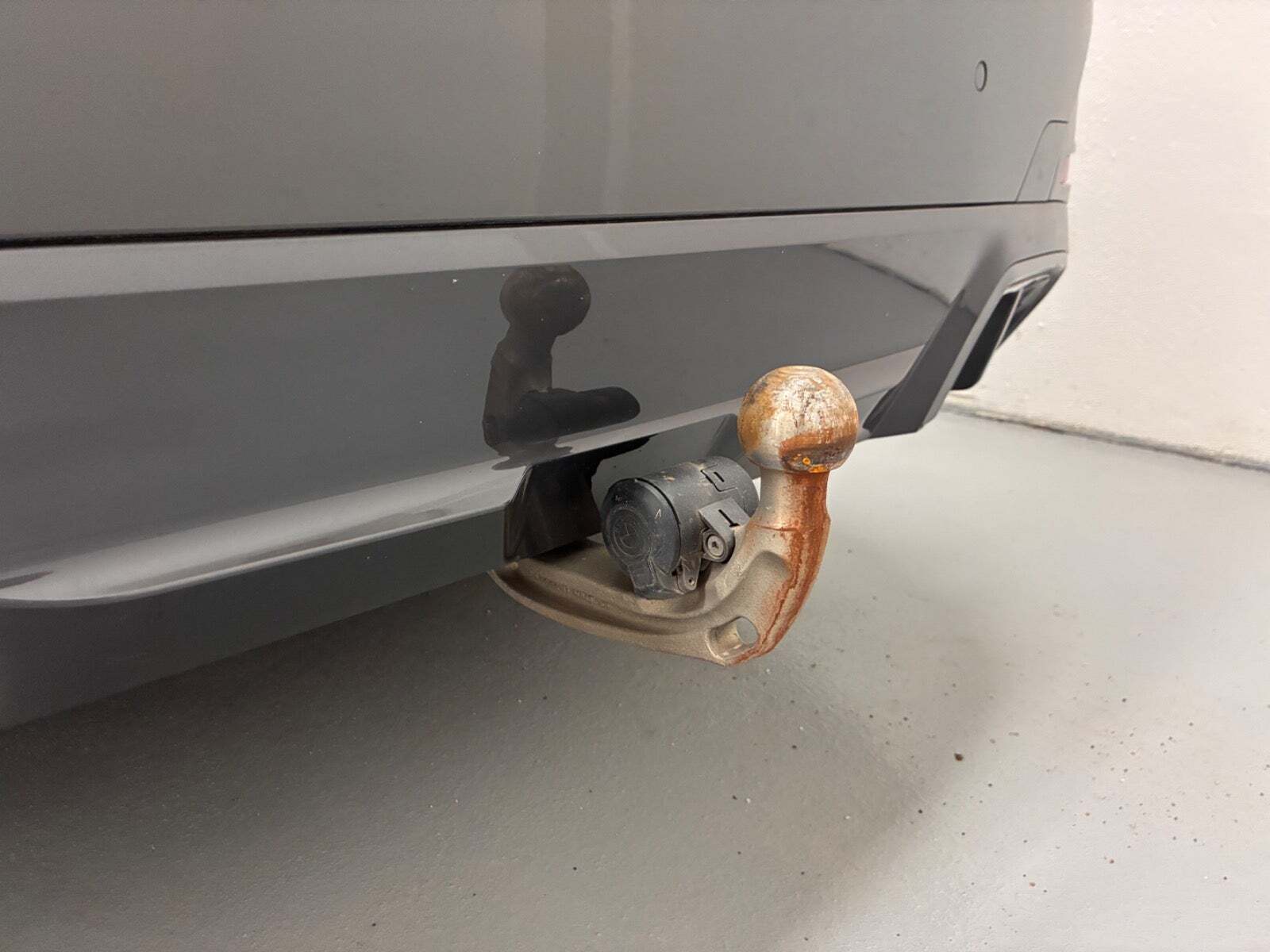 Grå BMW i4 fra 2022