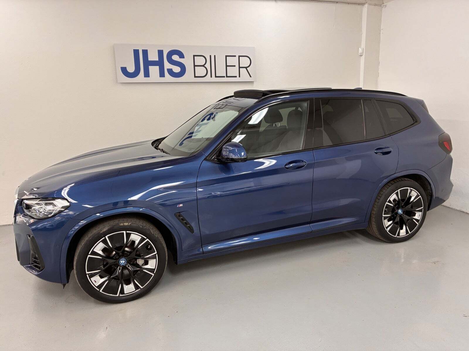 BMW iX3 Charged Plus M-Sport