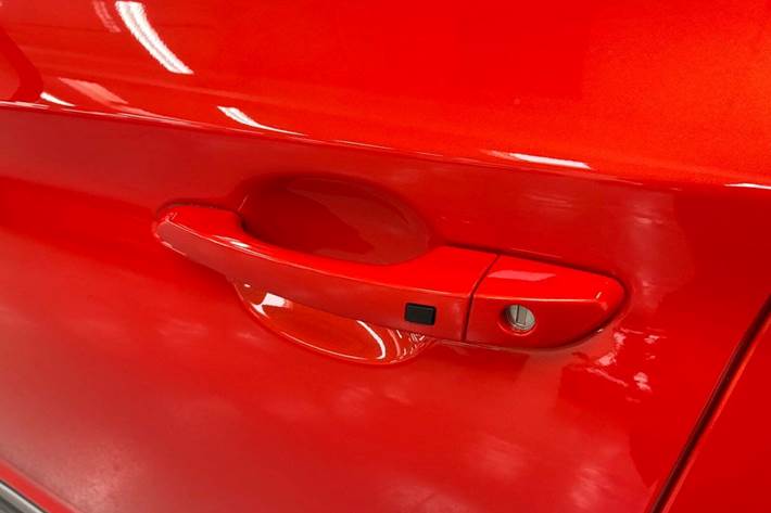 Rød Hyundai Kona fra 2020