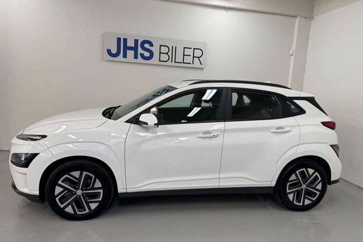 Hvid Hyundai Kona fra 2022