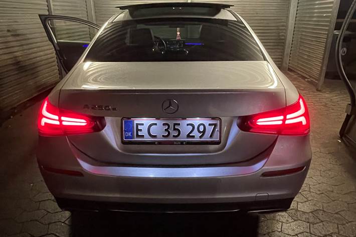 Grå Mercedes A-Klasse fra 2020