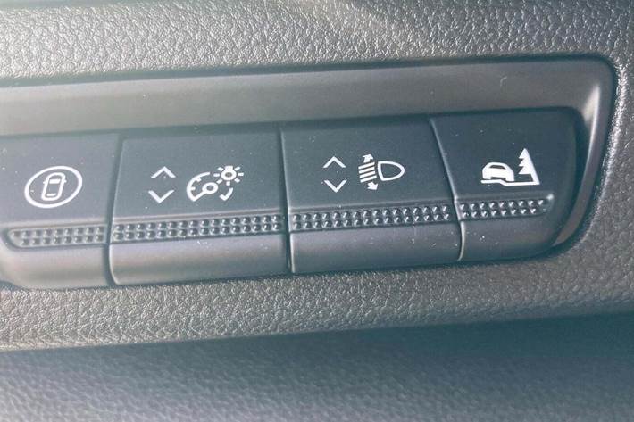 Hvid Renault Kangoo fra 2025