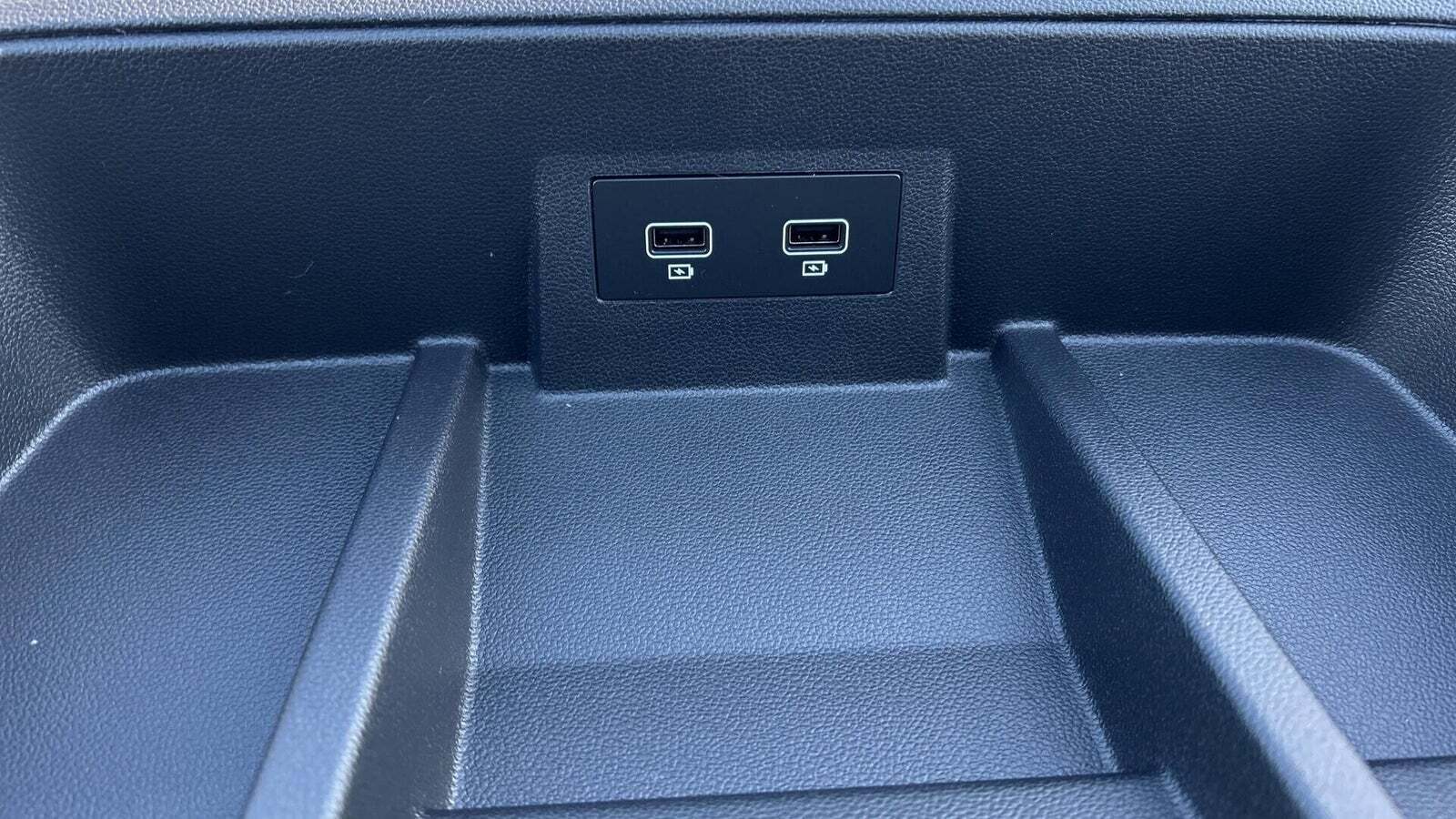 Hvid Renault Trafic fra 2025