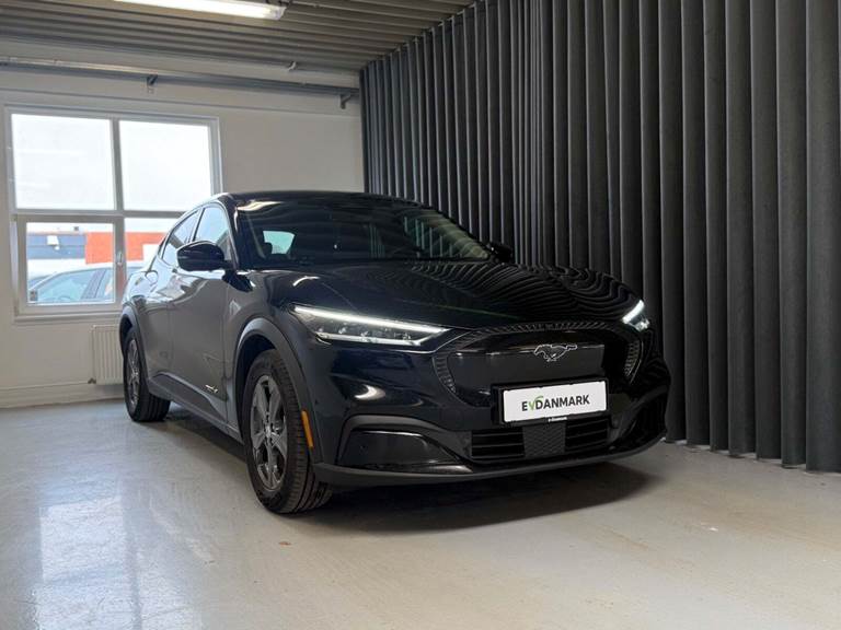 Ford Mustang Mach-E 70 Standard Range