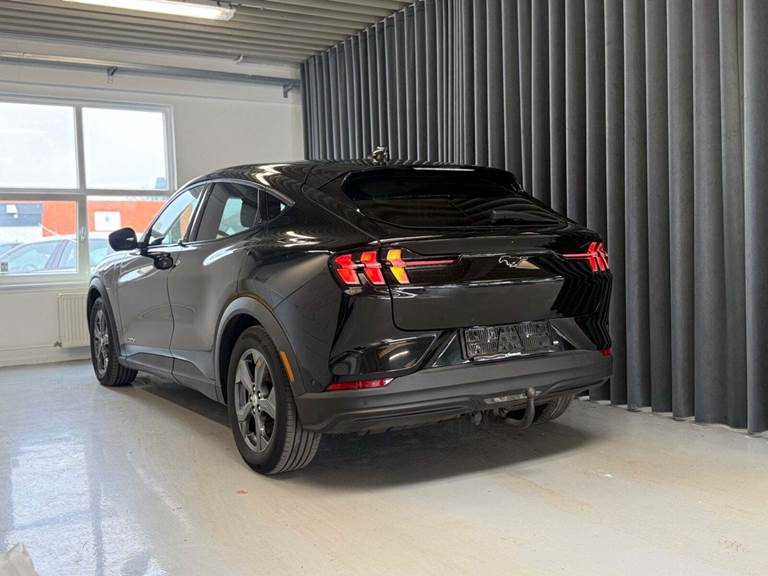 Ford Mustang Mach-E 70 Standard Range