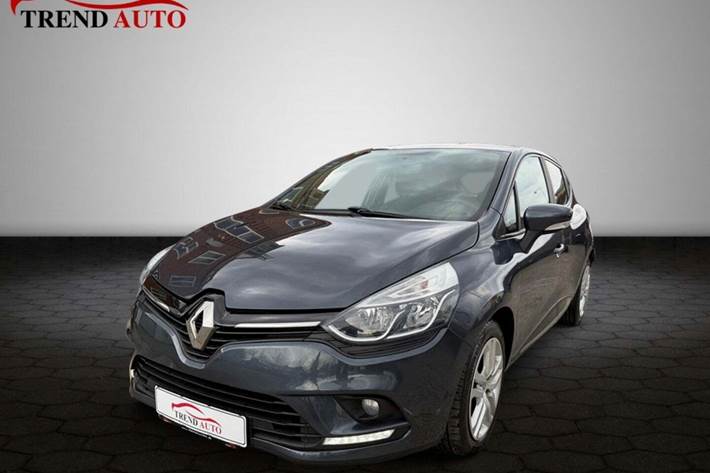 Grå Renault Clio IV fra 2018