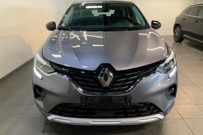 Grå Renault Captur fra 2021
