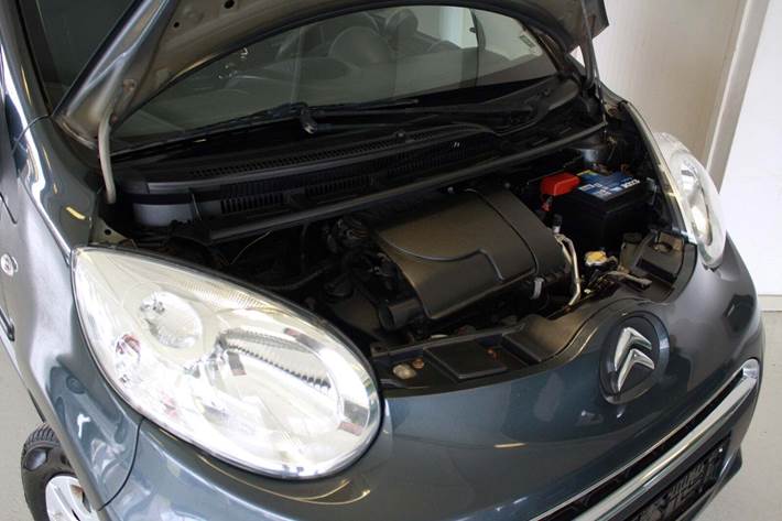 Grå Citroën C1 fra 2014