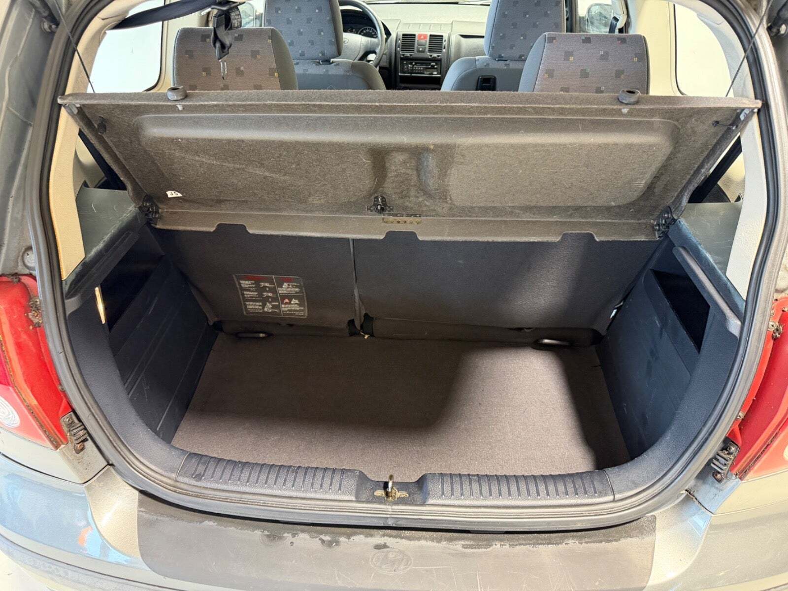 Grå Hyundai Getz fra 2004