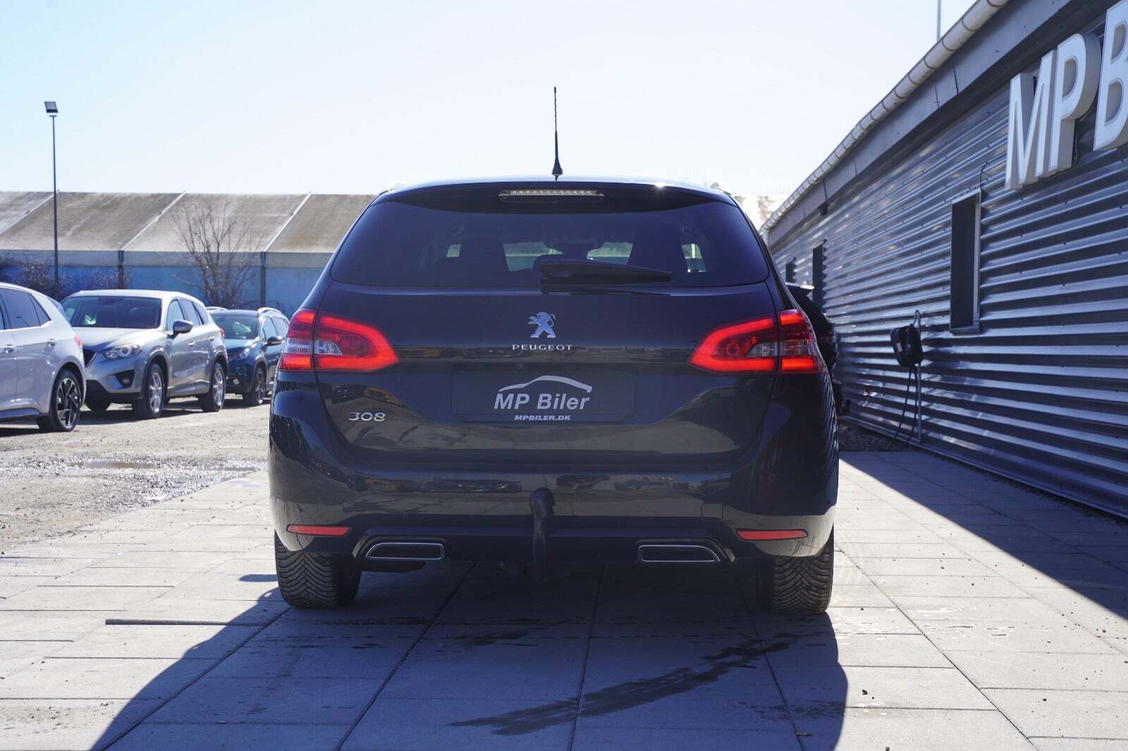 Sort Peugeot 308 fra 2021