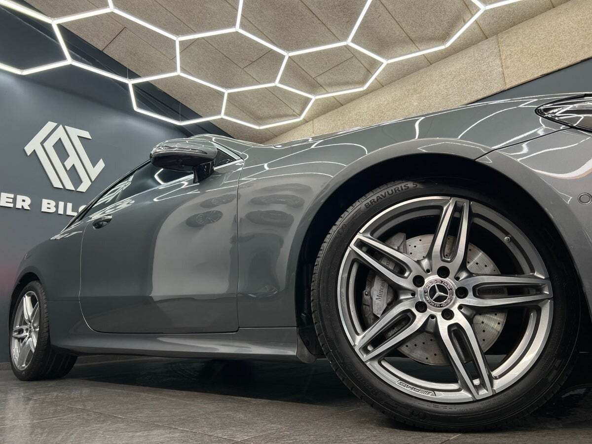 Mercedes E300 2,0 Coupé aut.