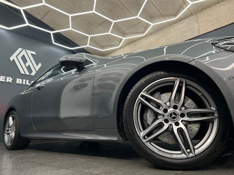 Mercedes E300 2,0 Coupé aut.