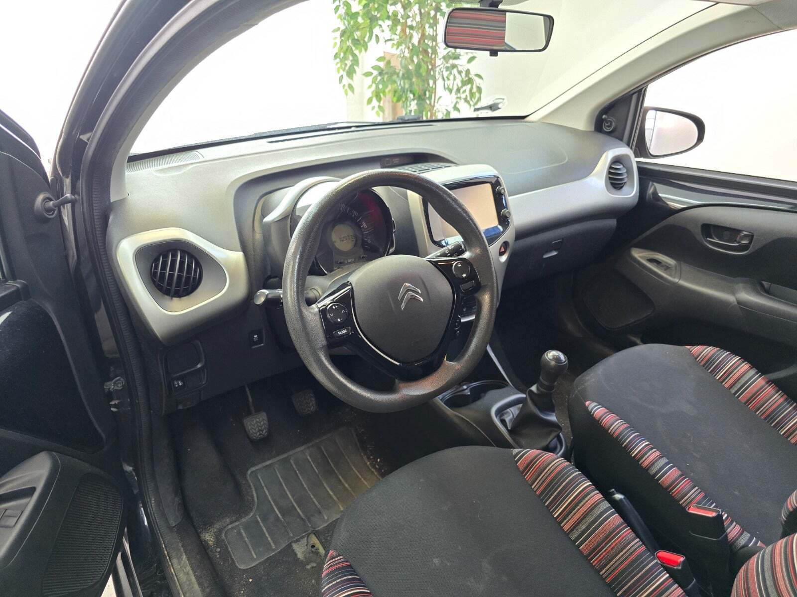 Sort Citroën C1 fra 2016