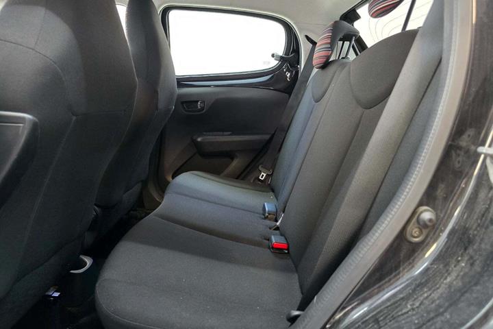 Sort Citroën C1 fra 2016