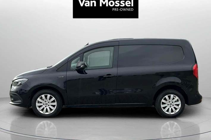 Sort Mercedes eCitan fra 2023