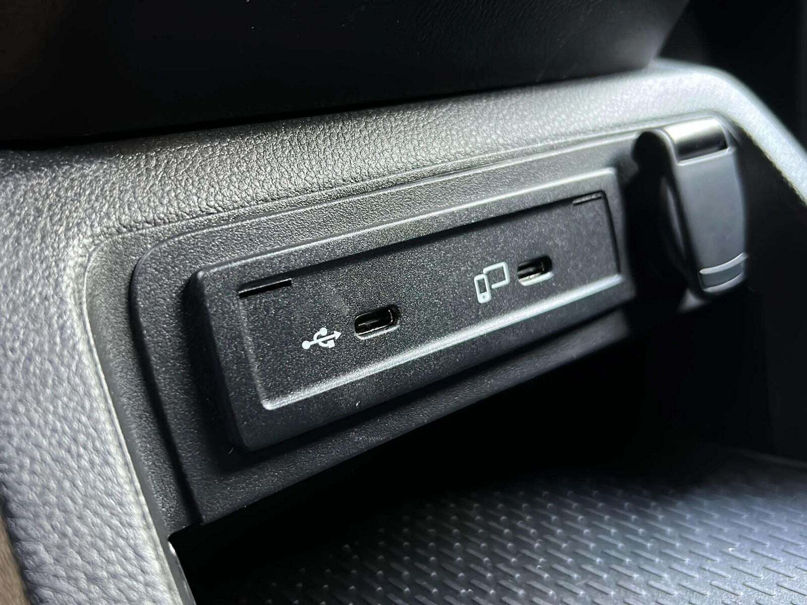 Hvid Mercedes eCitan fra 2023