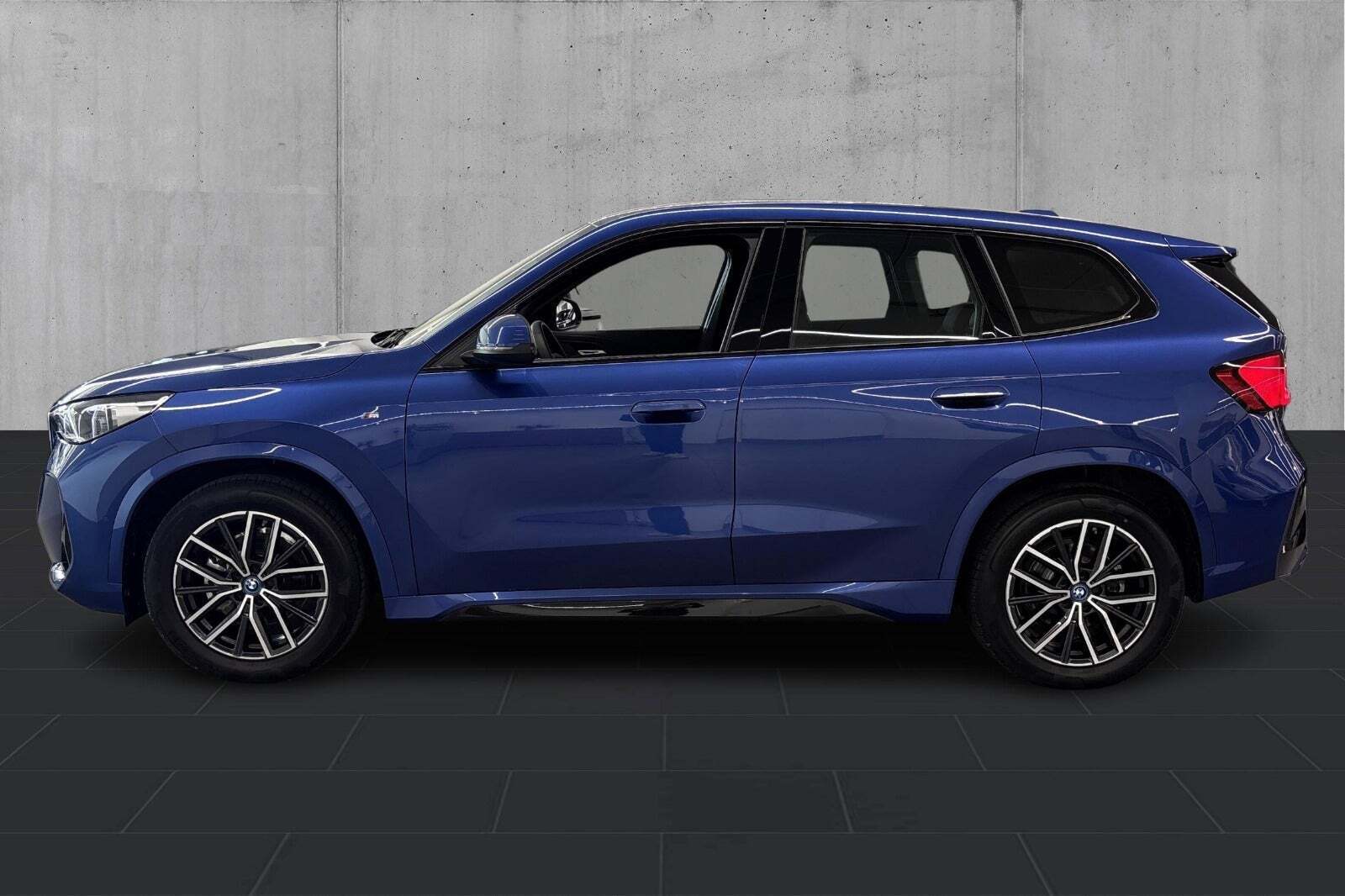 BMW iX1 eDrive20 M-Sport