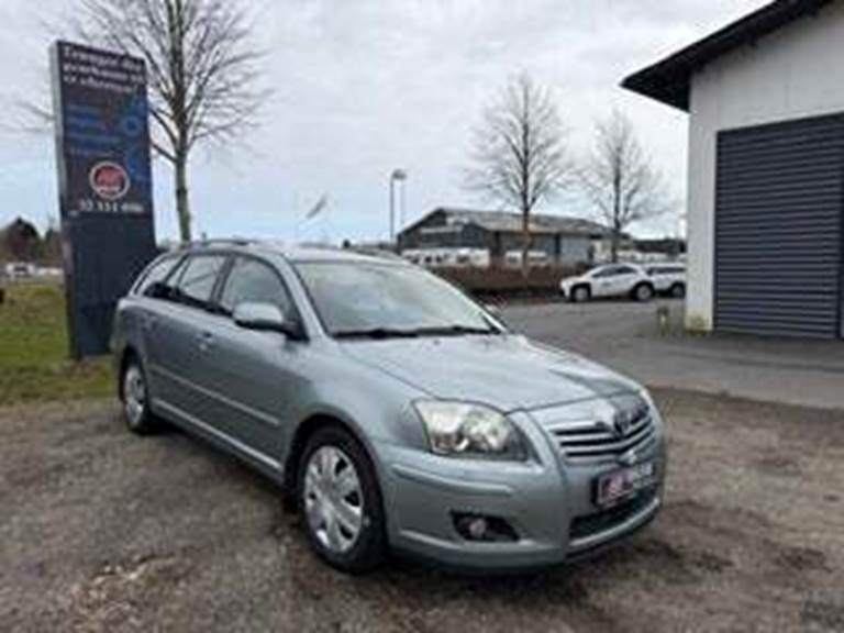 Toyota Avensis 2,0 D-4D Executive stc.