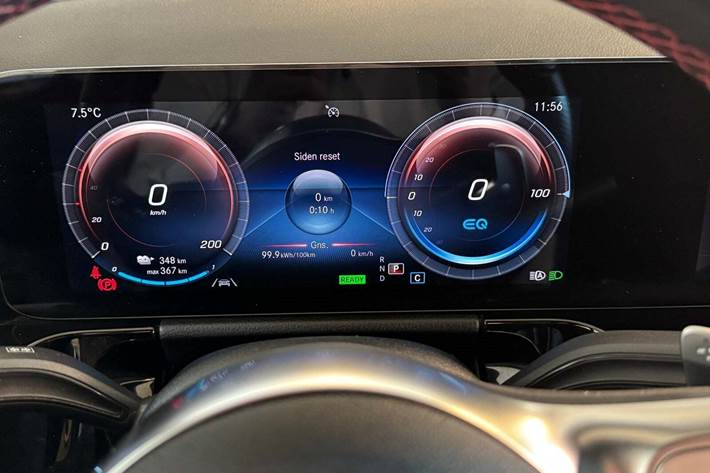 Hvid Mercedes EQA250 fra 2021