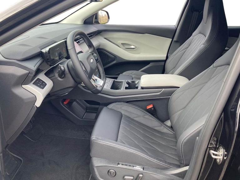 Ford Explorer 77 Premium Extended Range