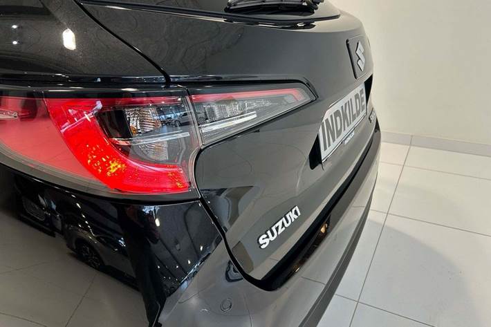 Sort Suzuki Swace fra 2020