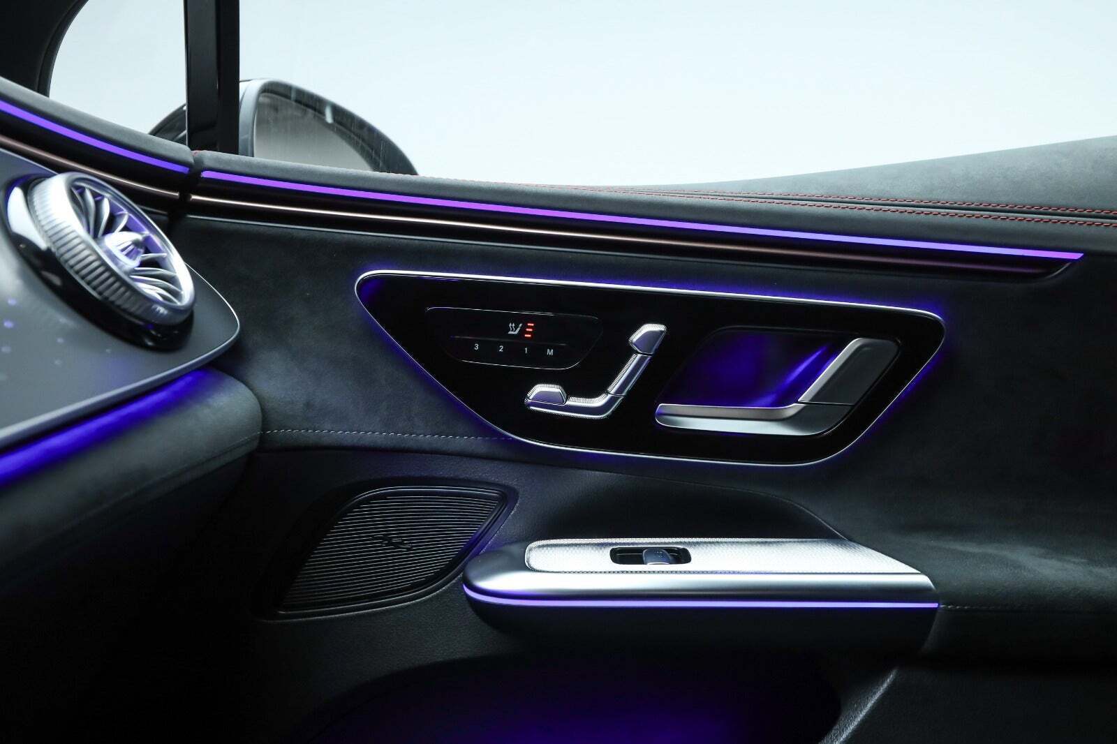 Sort Mercedes EQE350+ fra 2026