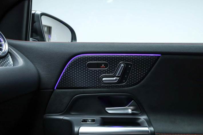 Sort Mercedes EQA250+ fra 2026