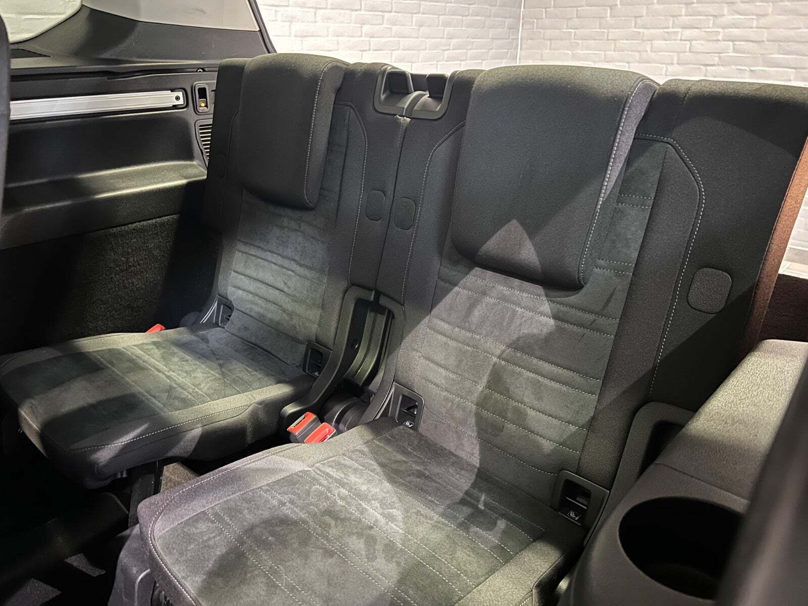 Sort VW Touran fra 2018