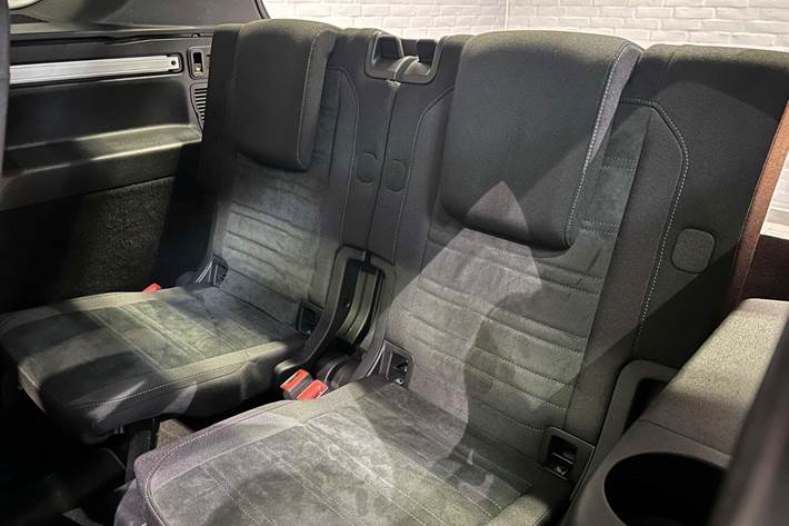 Sort VW Touran fra 2018