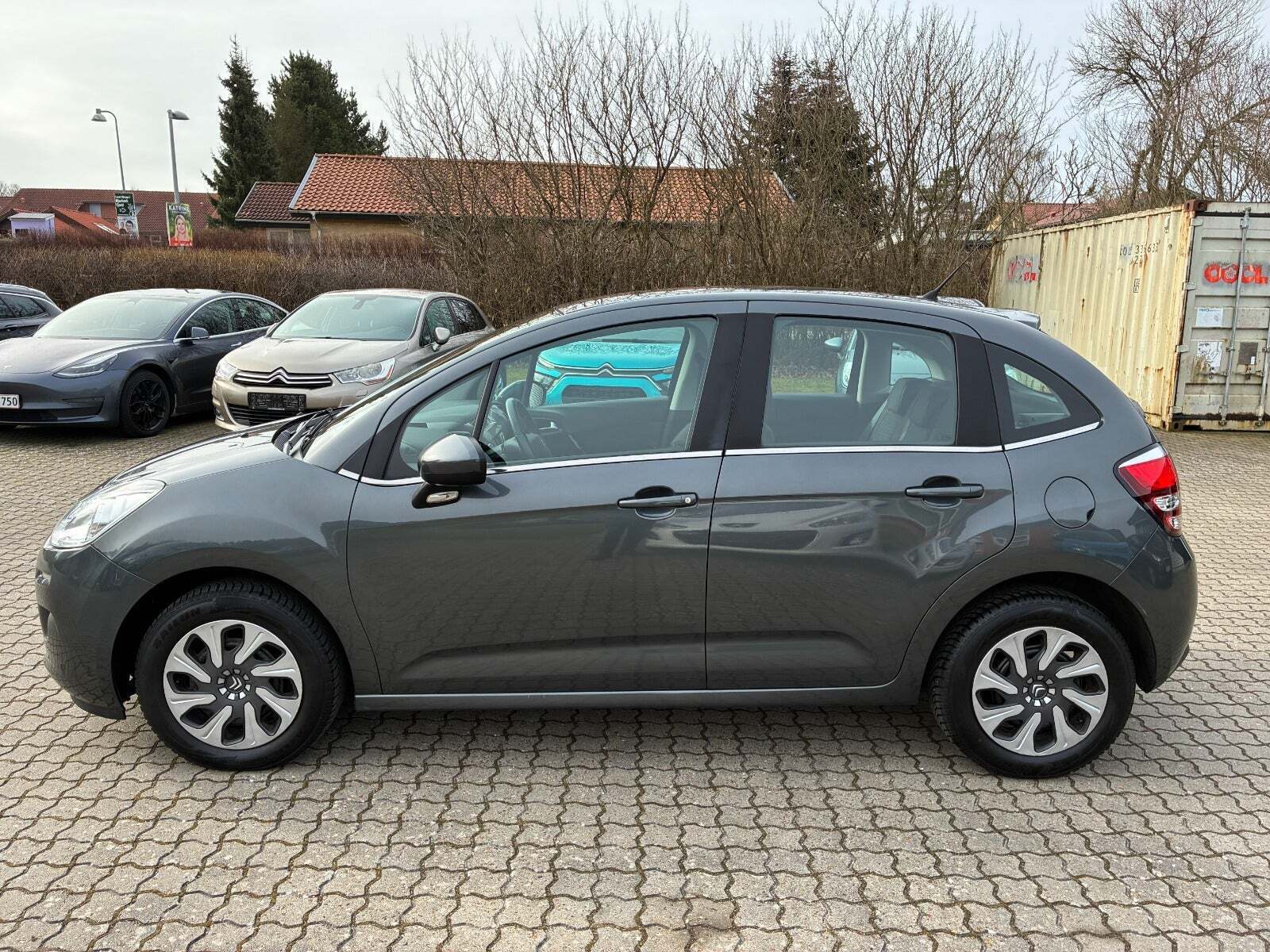 Grå Citroën C3 fra 2016