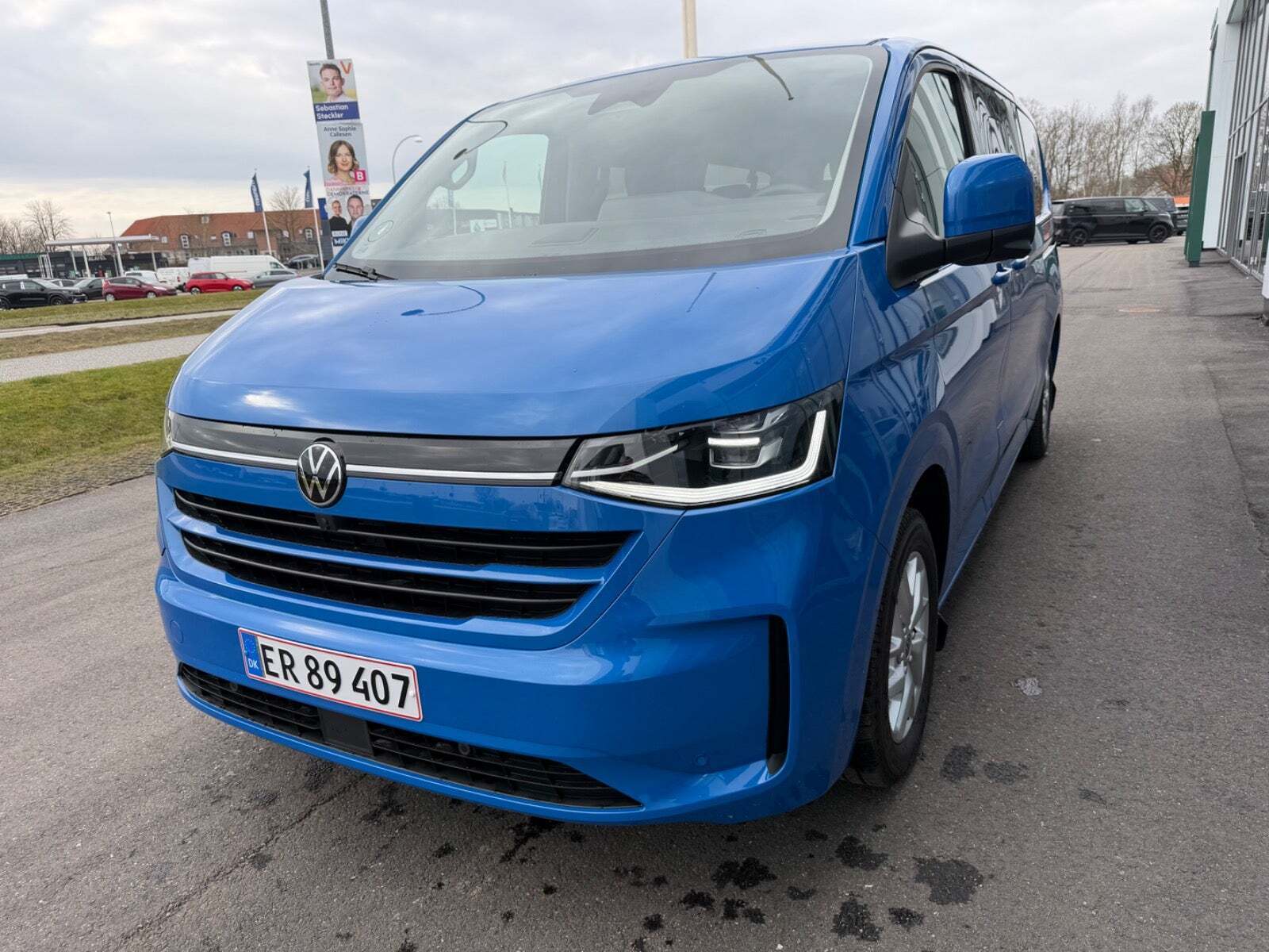 VW e-Caravelle 64 Style LWB