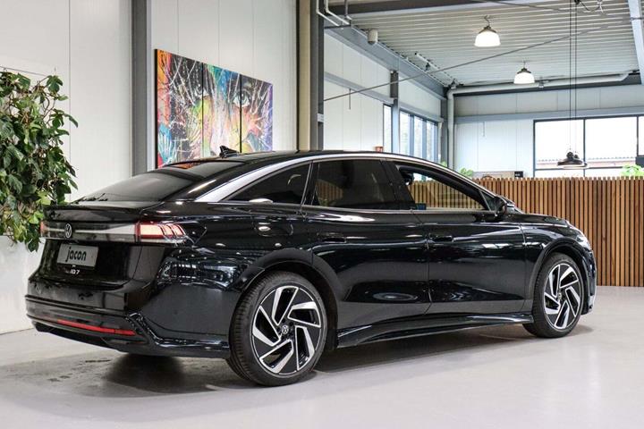Sort VW ID.7 fra 2025