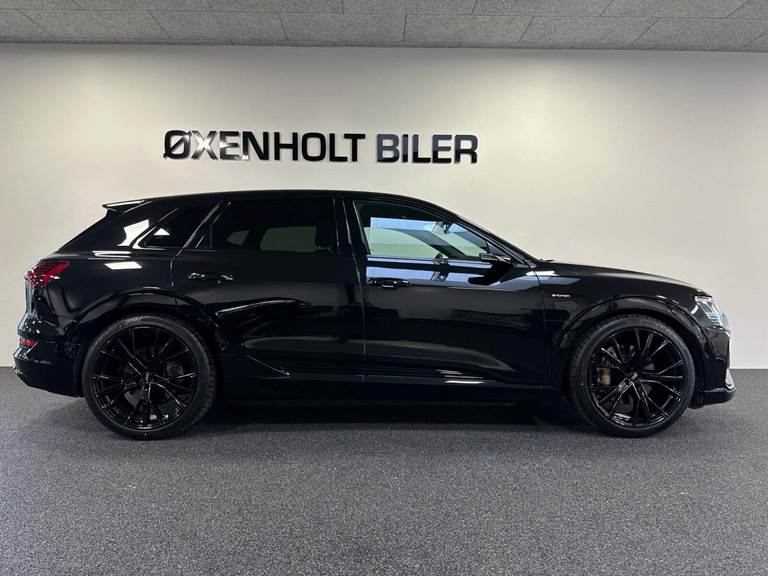 Audi e-tron 55 S-line quattro
