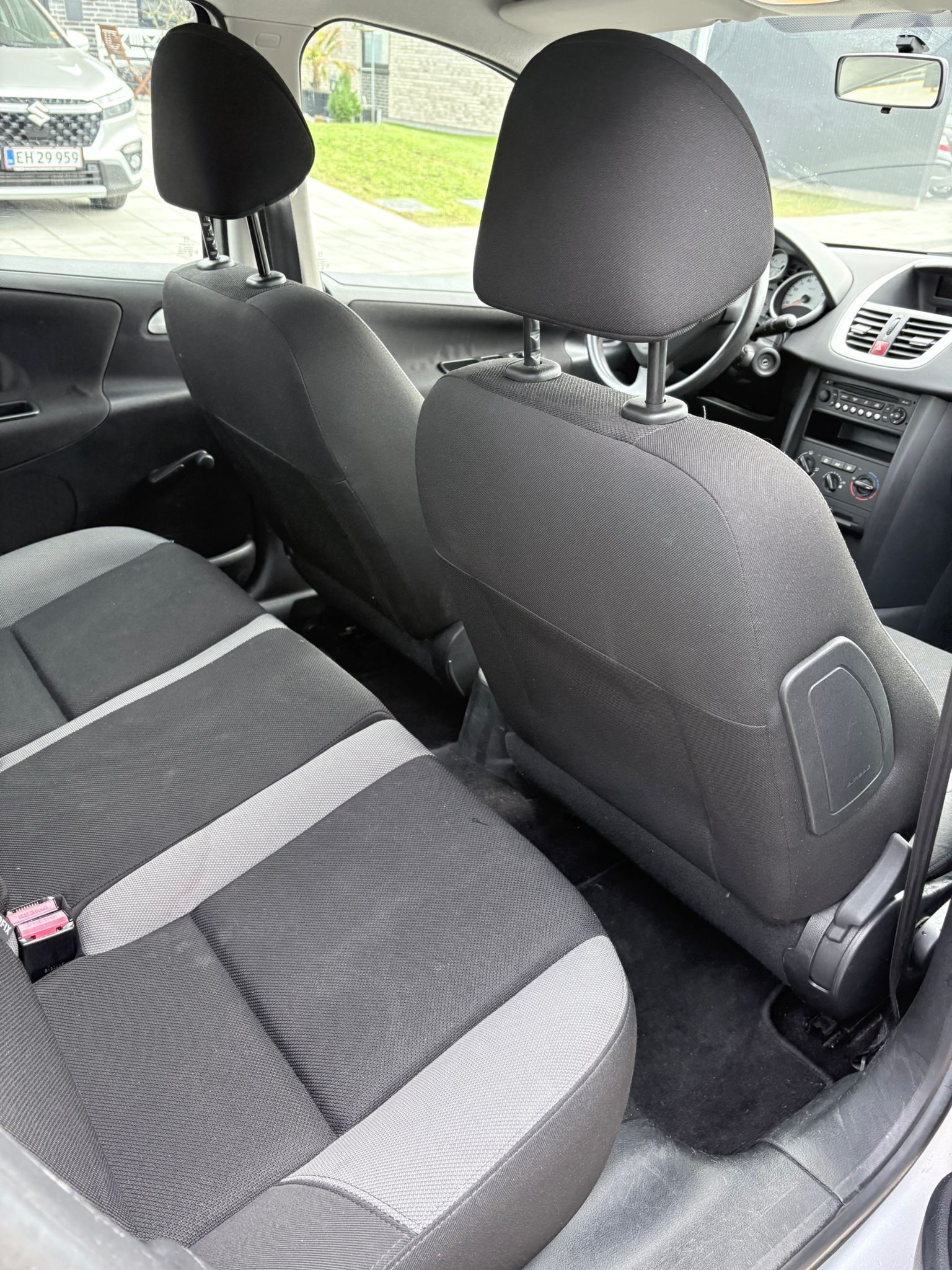 undefined Peugeot 207 fra 2009