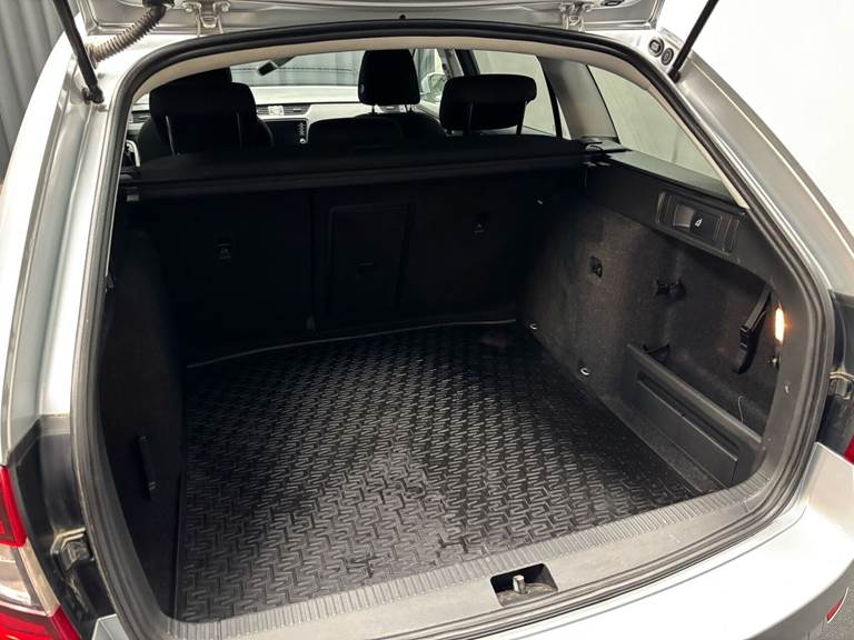 Skoda Octavia 1,5 Combi TSI ACT Business Line + Celebration DSG 150HK Stc 7g Aut.